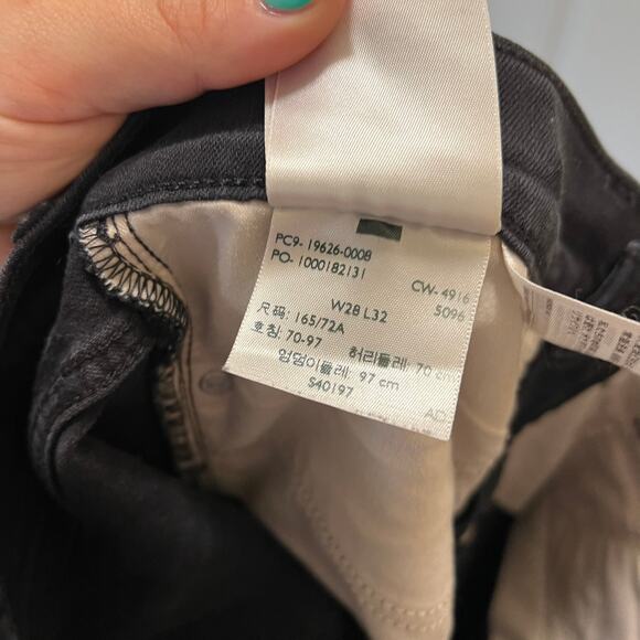 Levi's 311 Shaping Skinny Jeans Black Denim Hi-Rise Cotton Stretch Size 28 - Picture 10 of 10